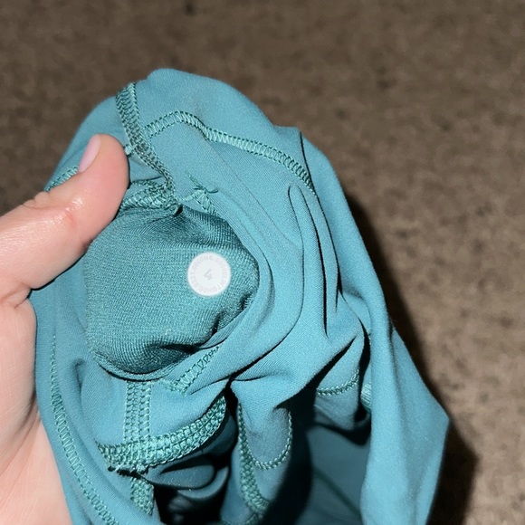 lululemon 6 in. wunder train short - Picture 3 of 3